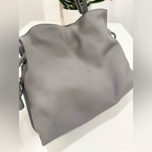 LOEWE Medium Flamenco Clutch Gray Leather Shoulder Bag - Picture 9 of 14